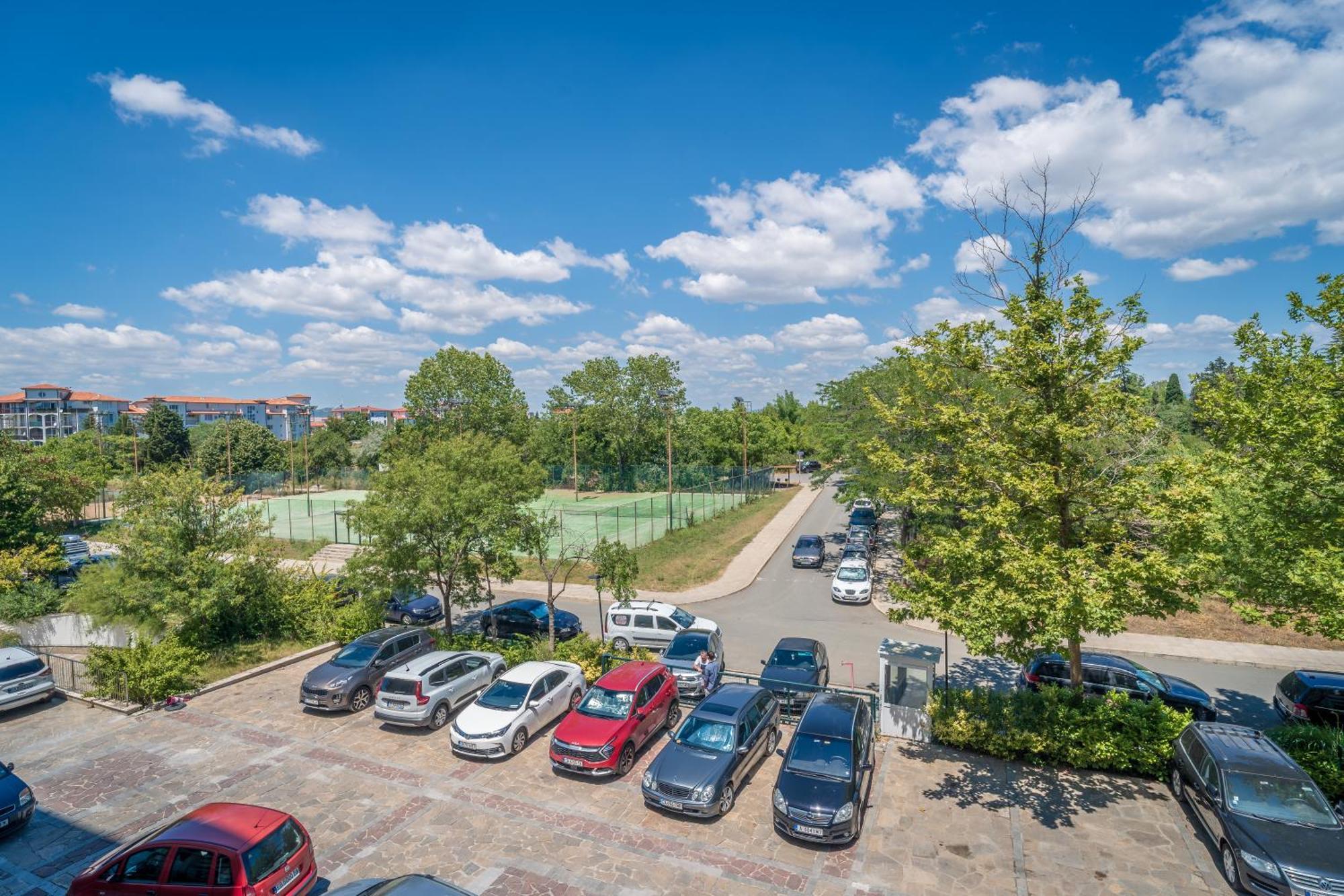 Спа Апартаменти За Гости Затворен Комплекс Емералд Ravda Bagian luar foto